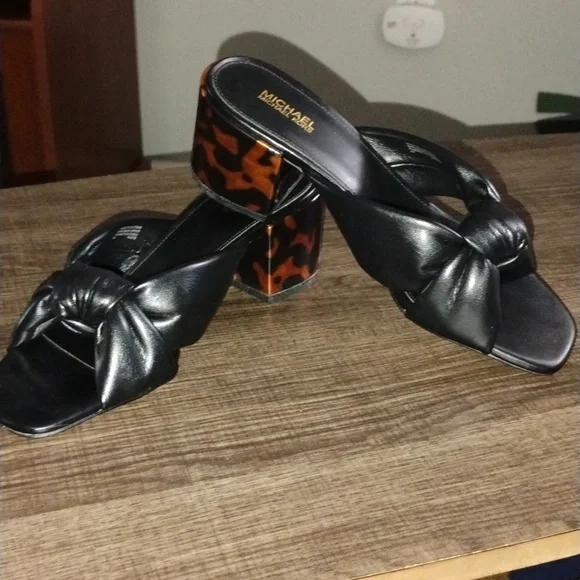 Michael Kors🎁 Josie Mule Knotted Sandals Leopard Block heel NIB - Picture 2 of 7